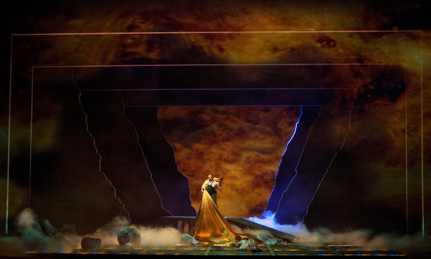 Gordon Hawkins (Alberich) steals the Rhinegold from the Rhinemaidens. Photo Cory Weaver. Gordon Hawkins (Alberich) steals the Rhinegold from the Rhinemaidens. Photo Cory Weaver.