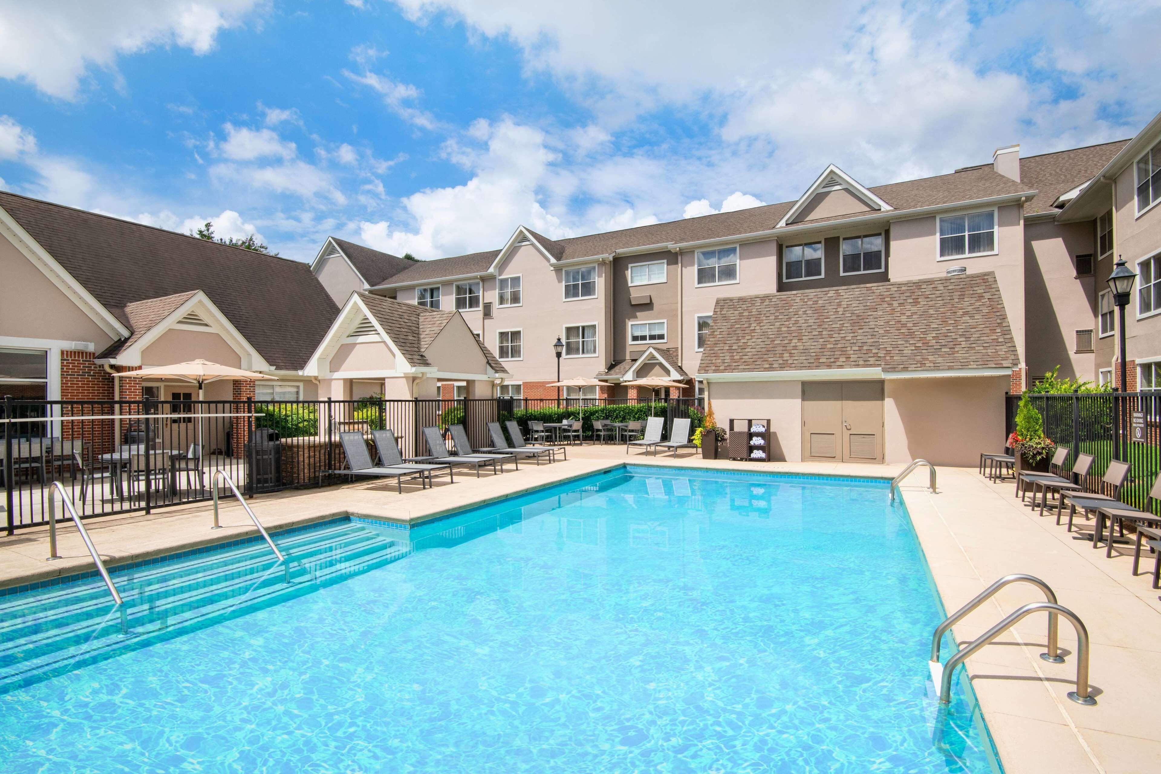 4 Top 3-Star Hotels Near Wade Green Crossing for Easy Access