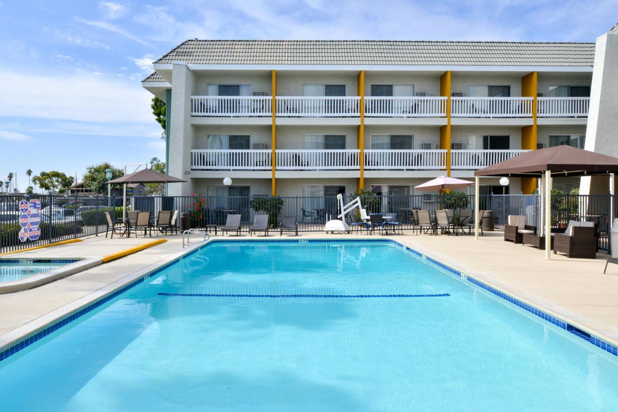 4 Smart Budget Hotels Near Aliso Creek Golf Course Worth Booking