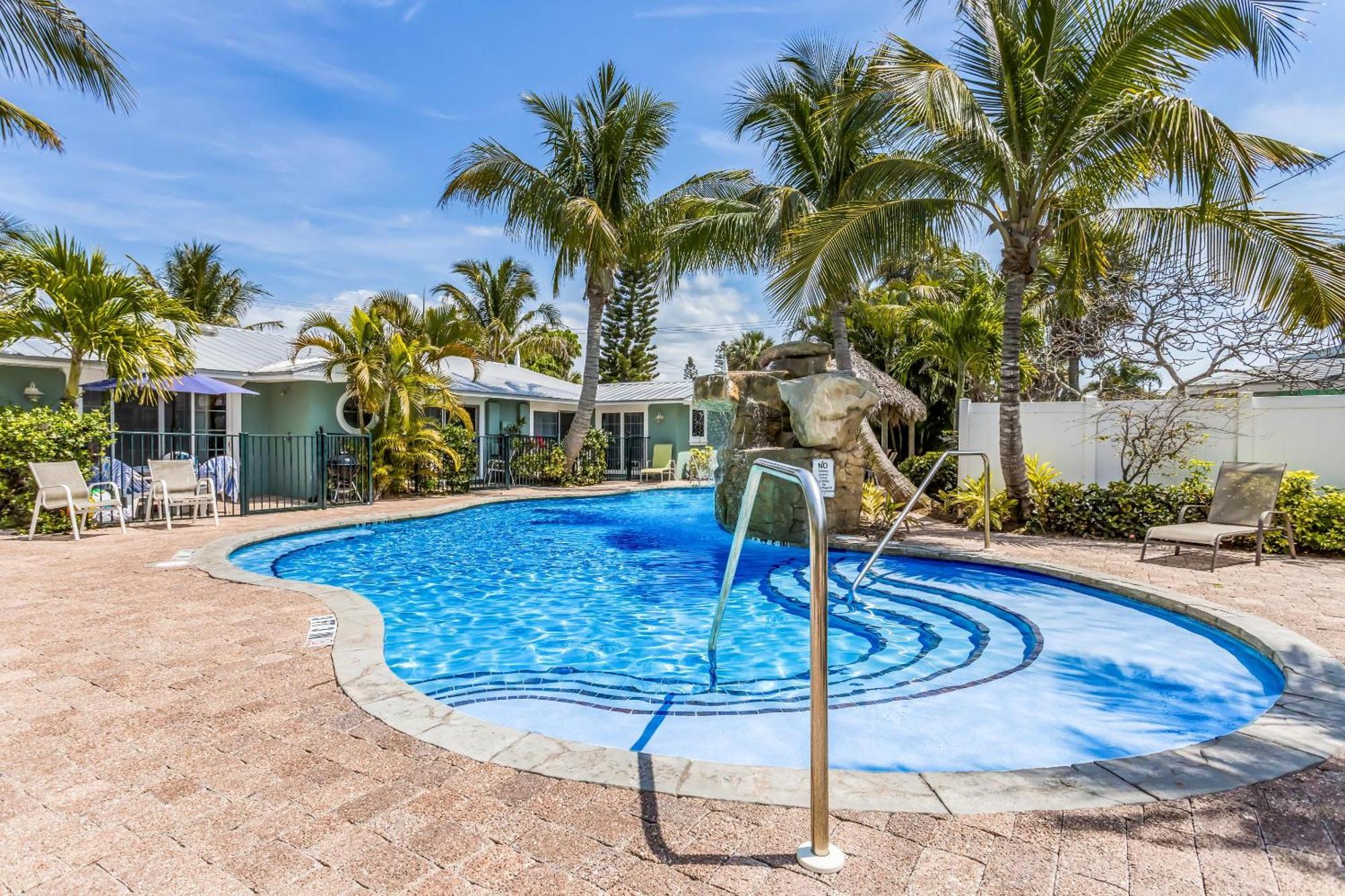 4 Smart Beach Hotels Near Egmont Key State Park Worth Booking