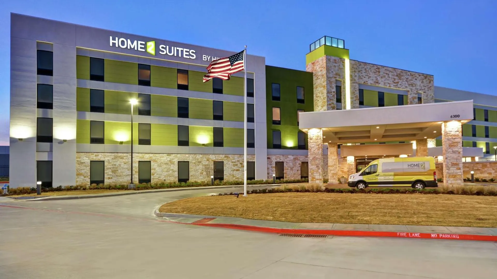 11 Business Hotels Close to Hebron High School Football Stadium