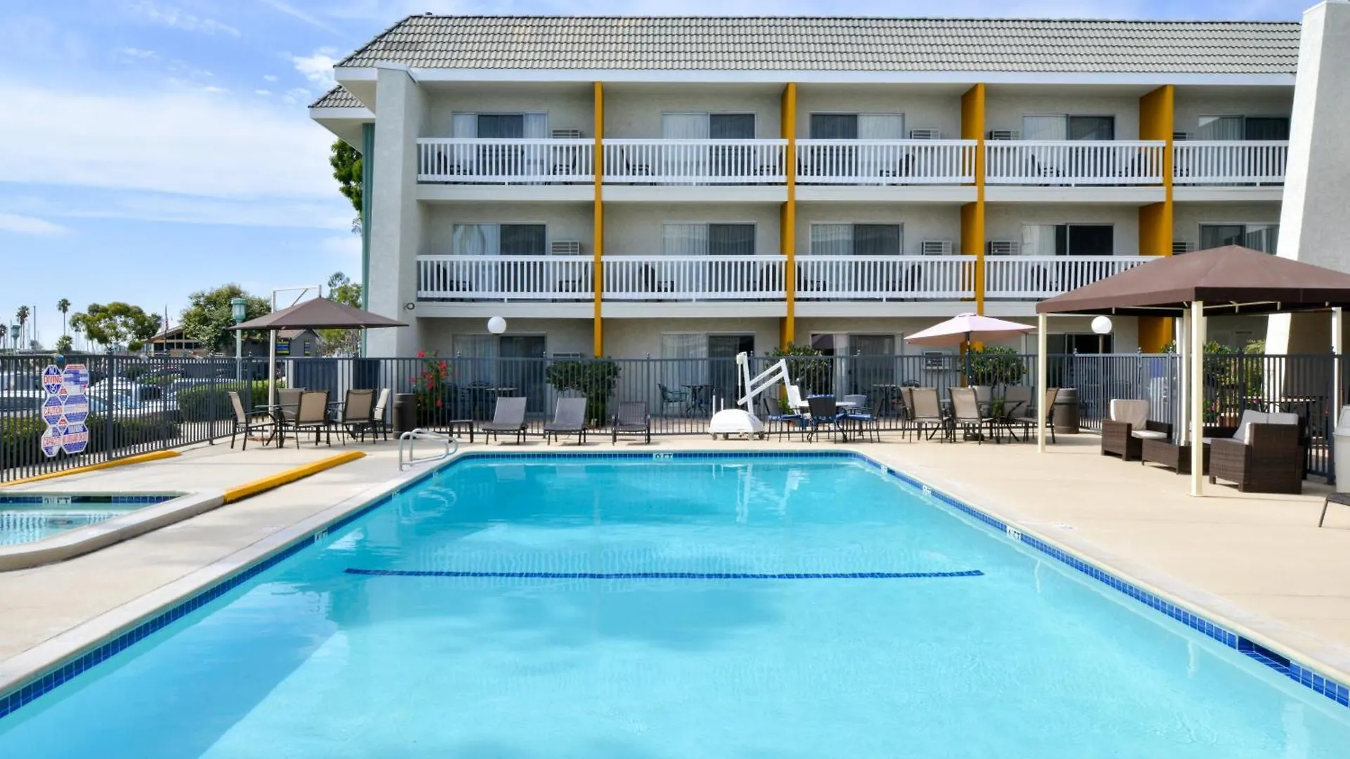 4 Smart Budget Hotels Near Aliso Creek Golf Course Worth Booking