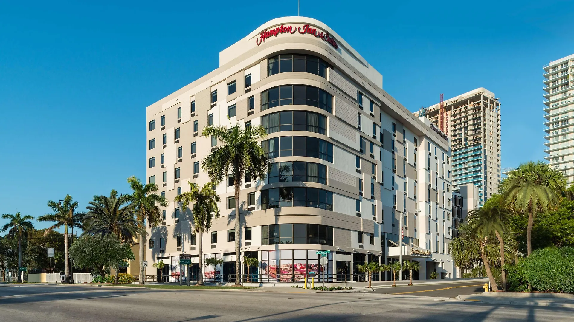 15 Smart Design Hotels Near Miami Children's Museum Worth Booking