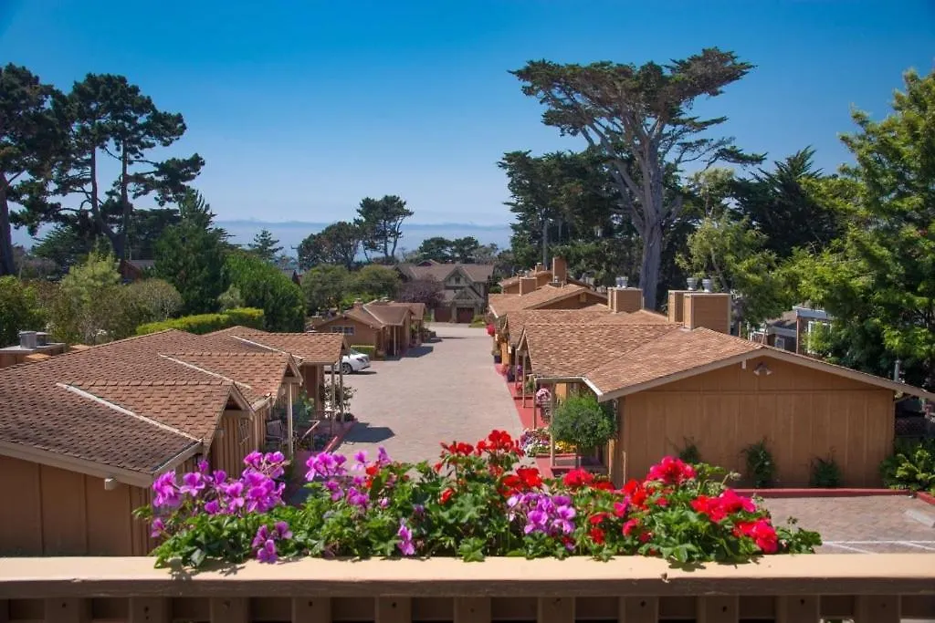 Staying Near Caledonia Park: 15 Pacific Grove Hotels Compared