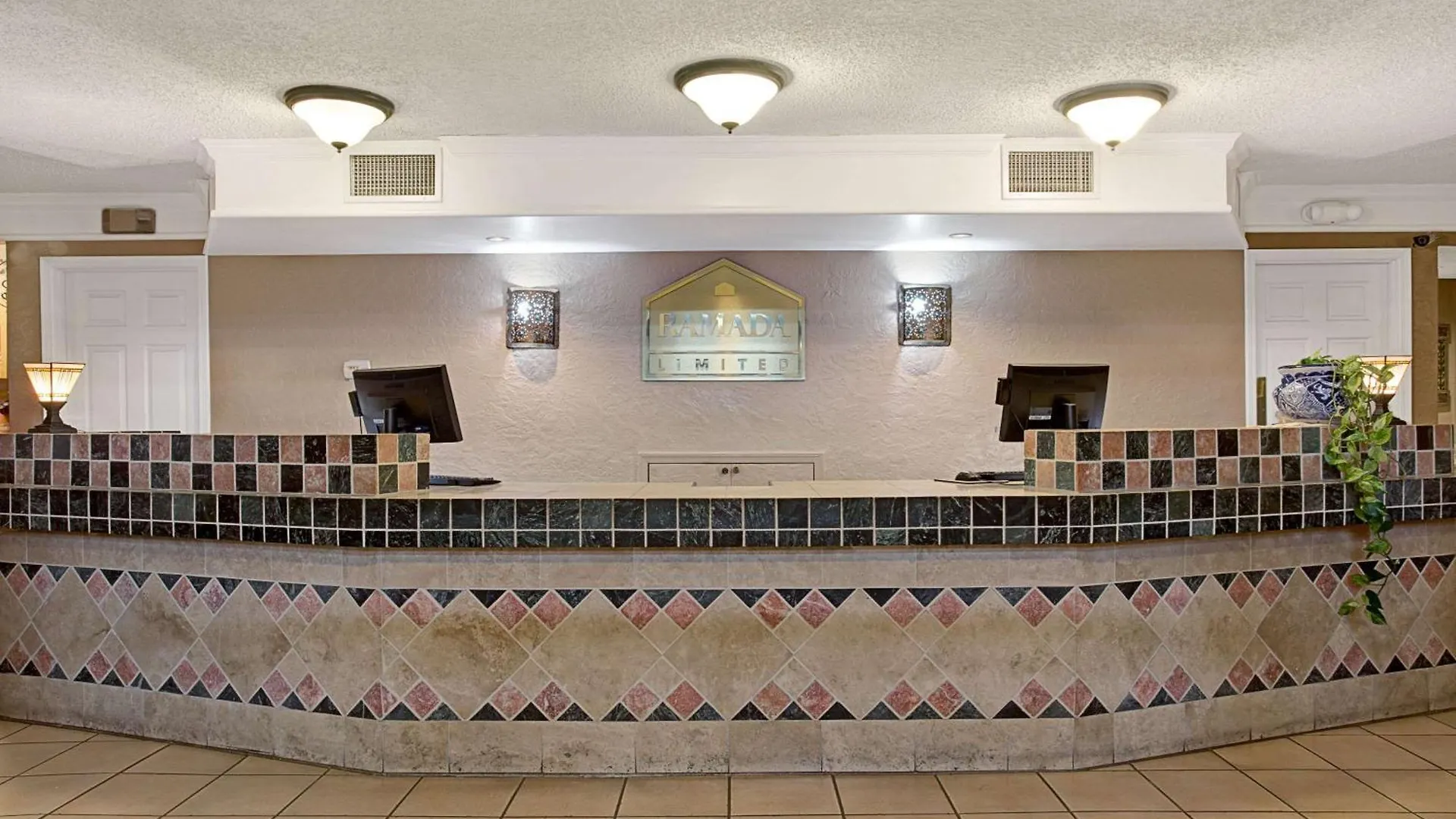 15 Budget Hotels Close to Tucson Electric Park Stadium