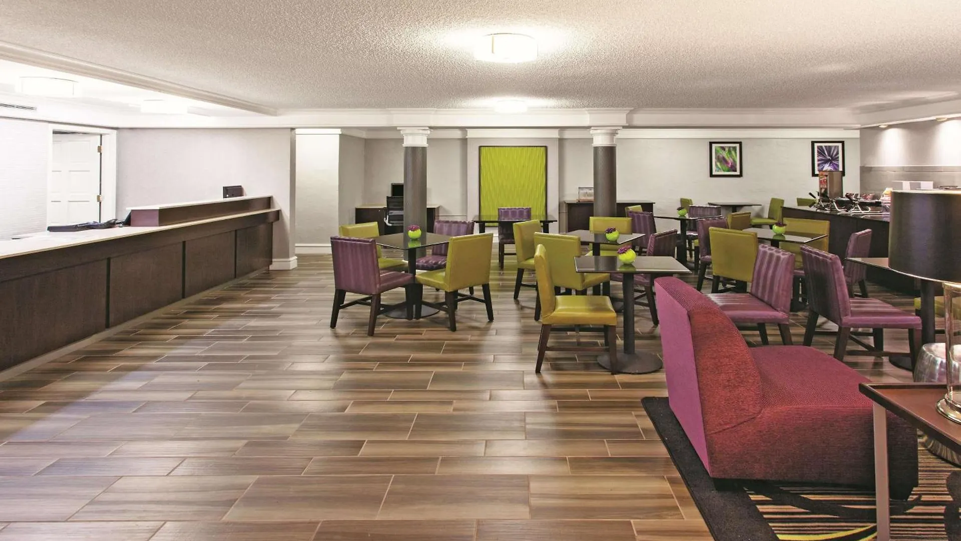 Where to Stay Near Tower Theatre: 13 Best Business Hotels
