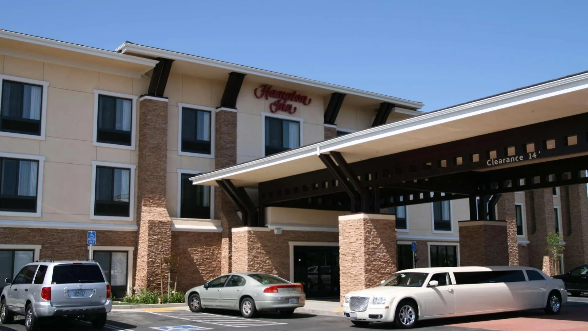 15 Smart Hampton by Hilton Hotels in California Worth Booking