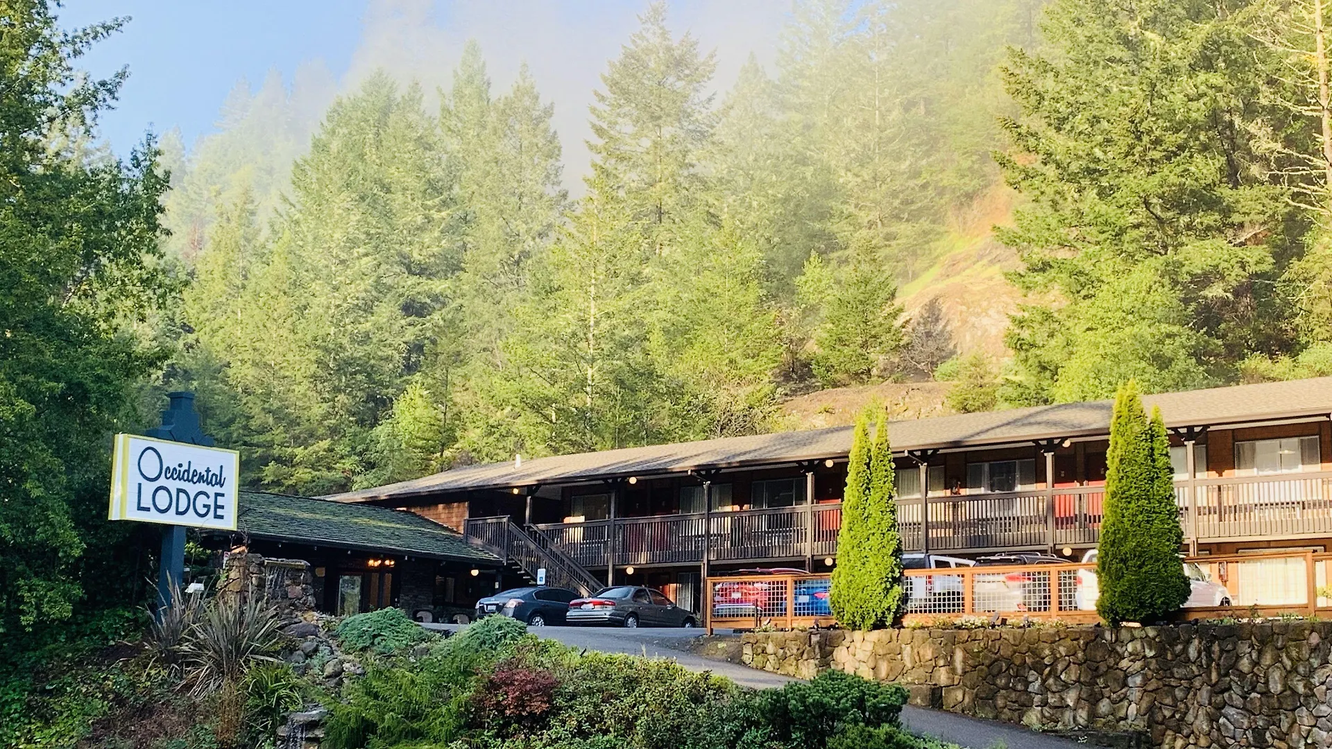 Staying In California: 14 Exceptional Design Hotels Compared
