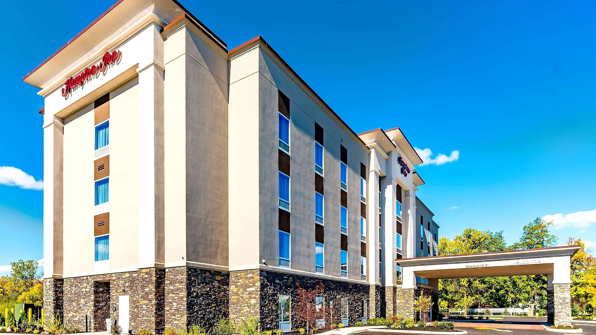 15 Business Hotels in New York State Worth Booking