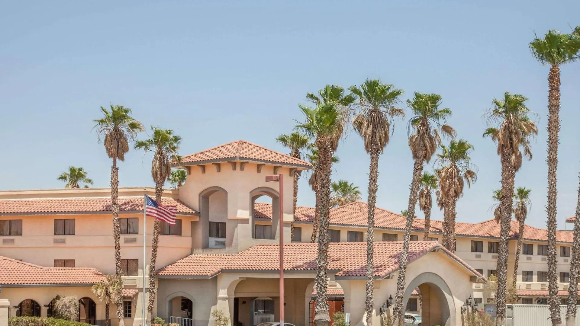 15 Best Budget Hotels in Southern California for Every Traveler