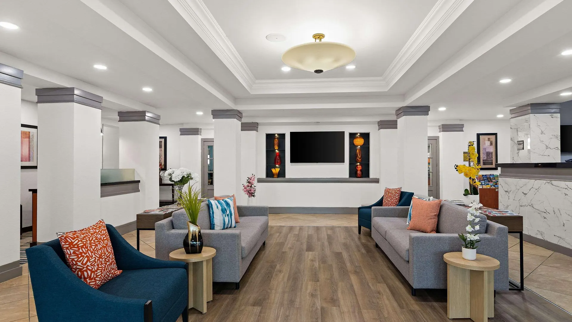 15 Top-Rated Airport Hotels In Florida Worth Booking