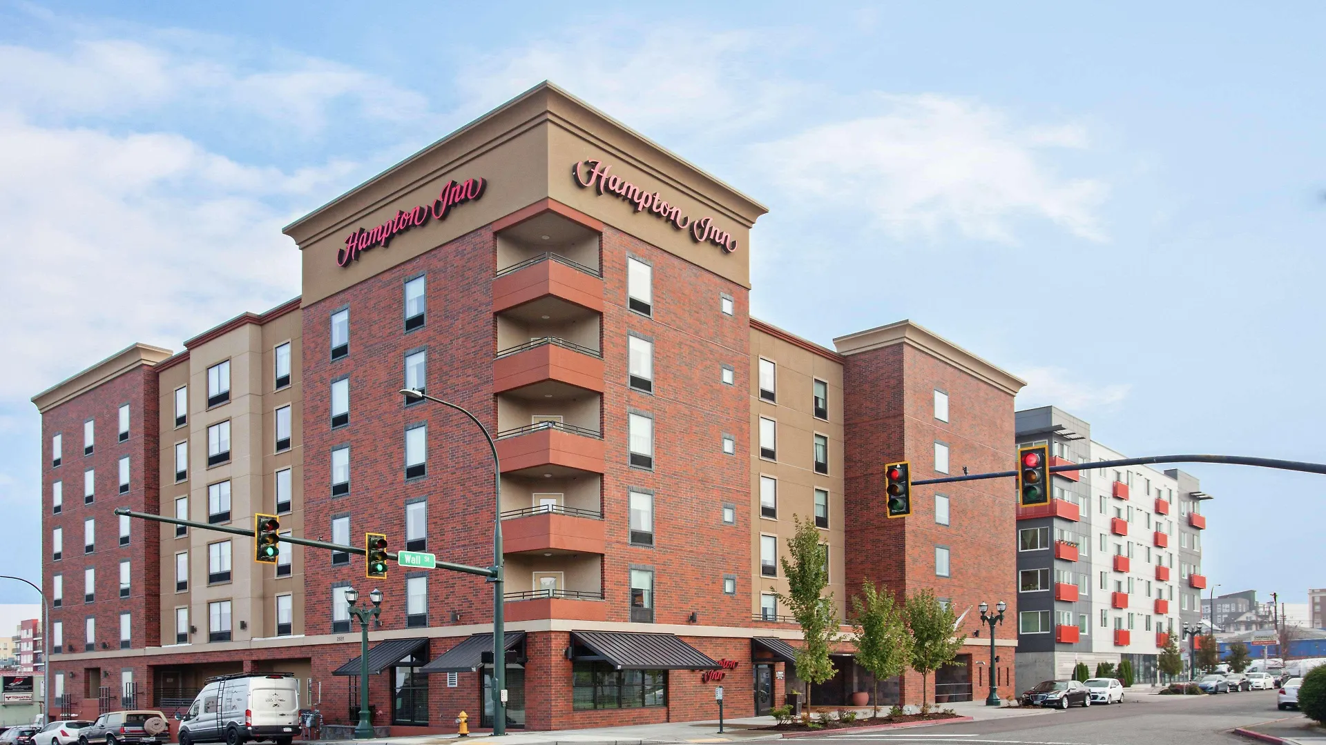 15 Central Hotels in Pacific Northwest That Stand Out