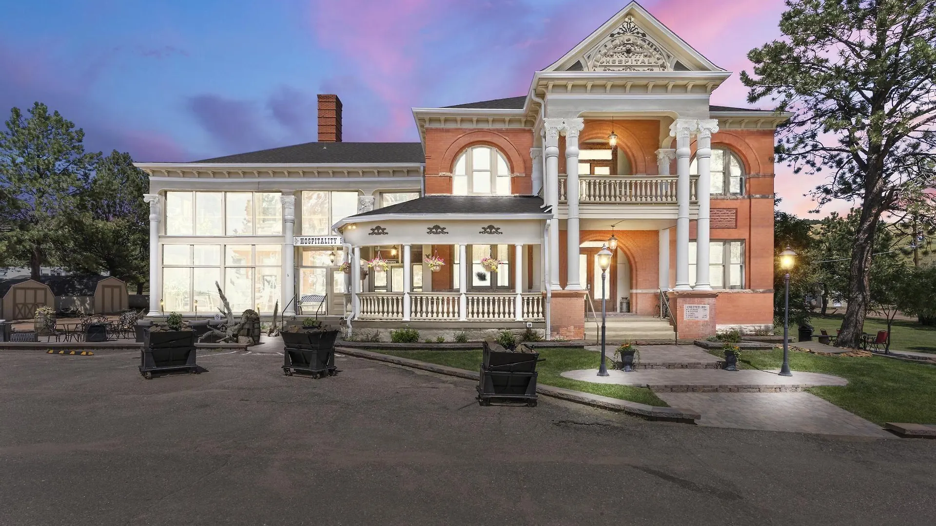 15 Top-Rated Resort Hotels in Colorado Worth Booking