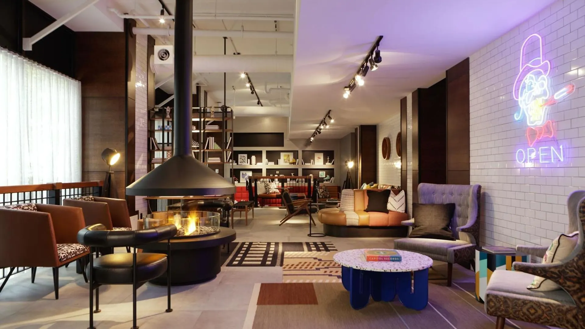 Staying In Virginia: 12 Central Hotels Compared