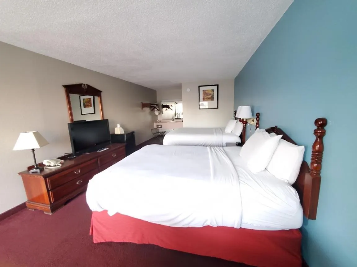 15 Budget Hotels Near Pirates Cove Golf Branson Worth Booking