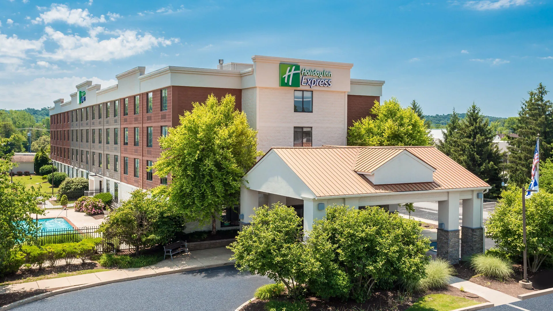 13 Holiday Inn Express Hotels in Pennsylvania That Deliver Consistency