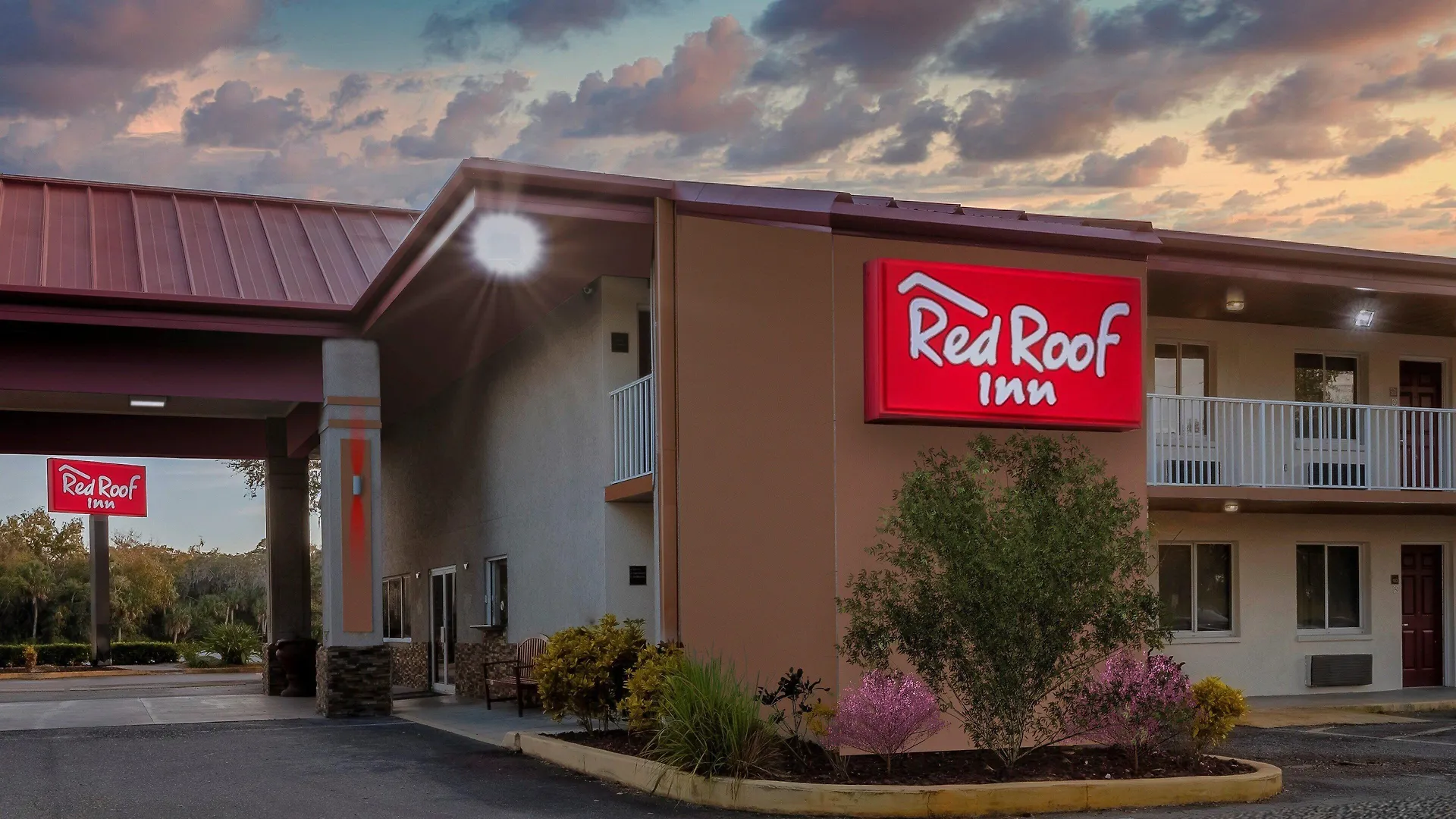 13 Budget Hotels in Tampa Bay Area That Actually Deliver