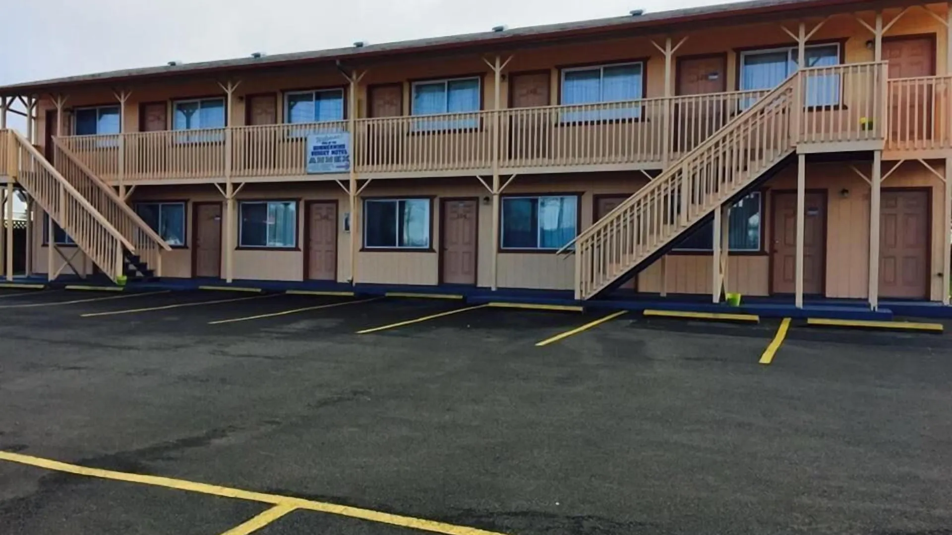 15 Central Oregon Coast Hotels That Put You Close to Everything