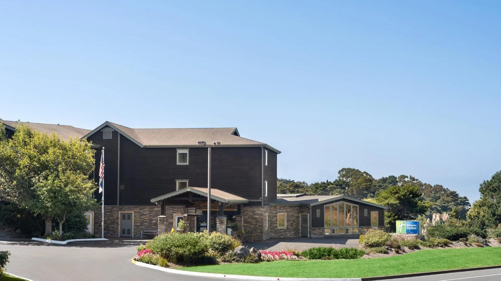 4 Business Hotels in California North Coast for Work Travelers