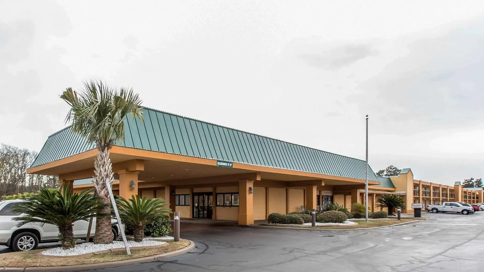 Where to Stay in Georgia: 15 Best Inn Hotels Ranked