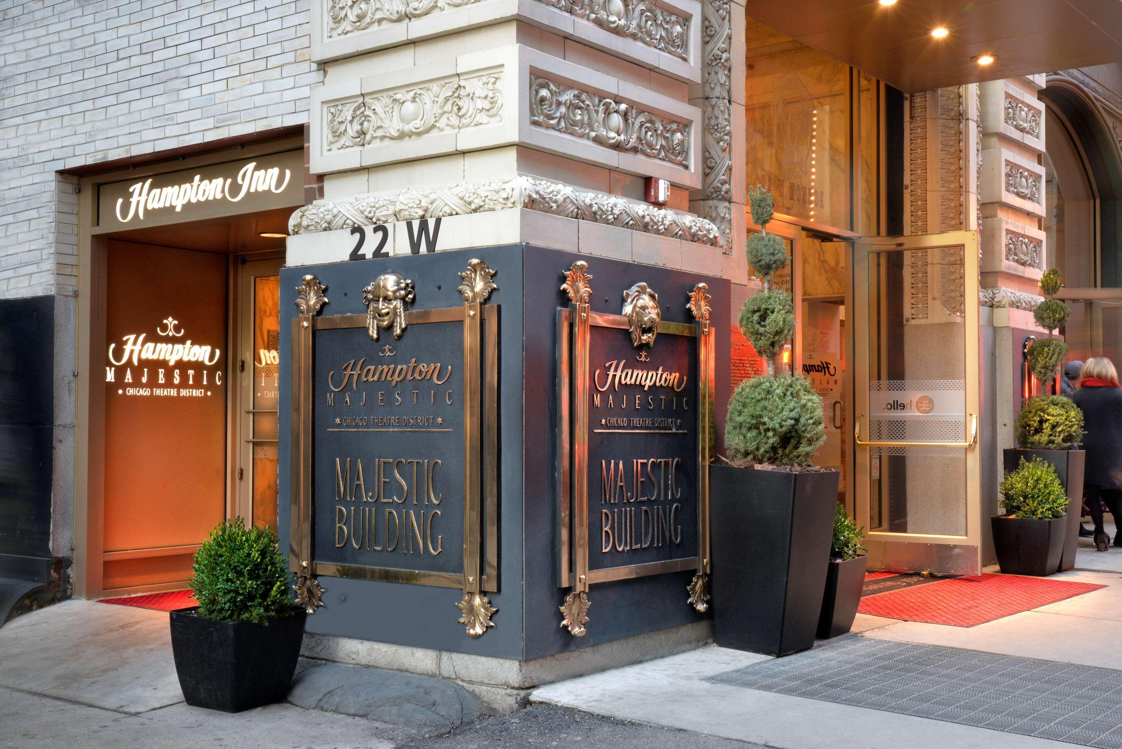 15 Business Hotels in Downtown Chicago That Stand Out