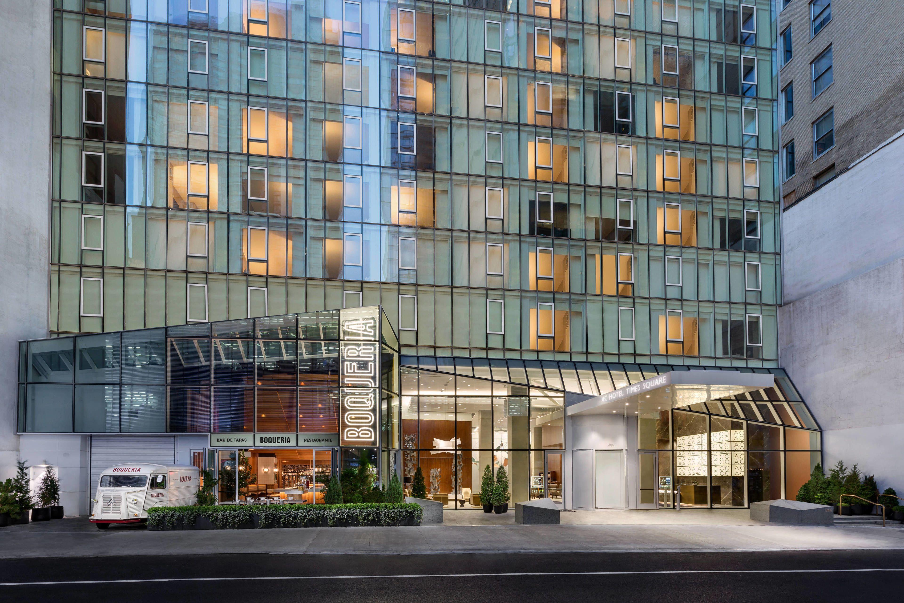 15 Best Business Hotels in Times Square for Work Trips