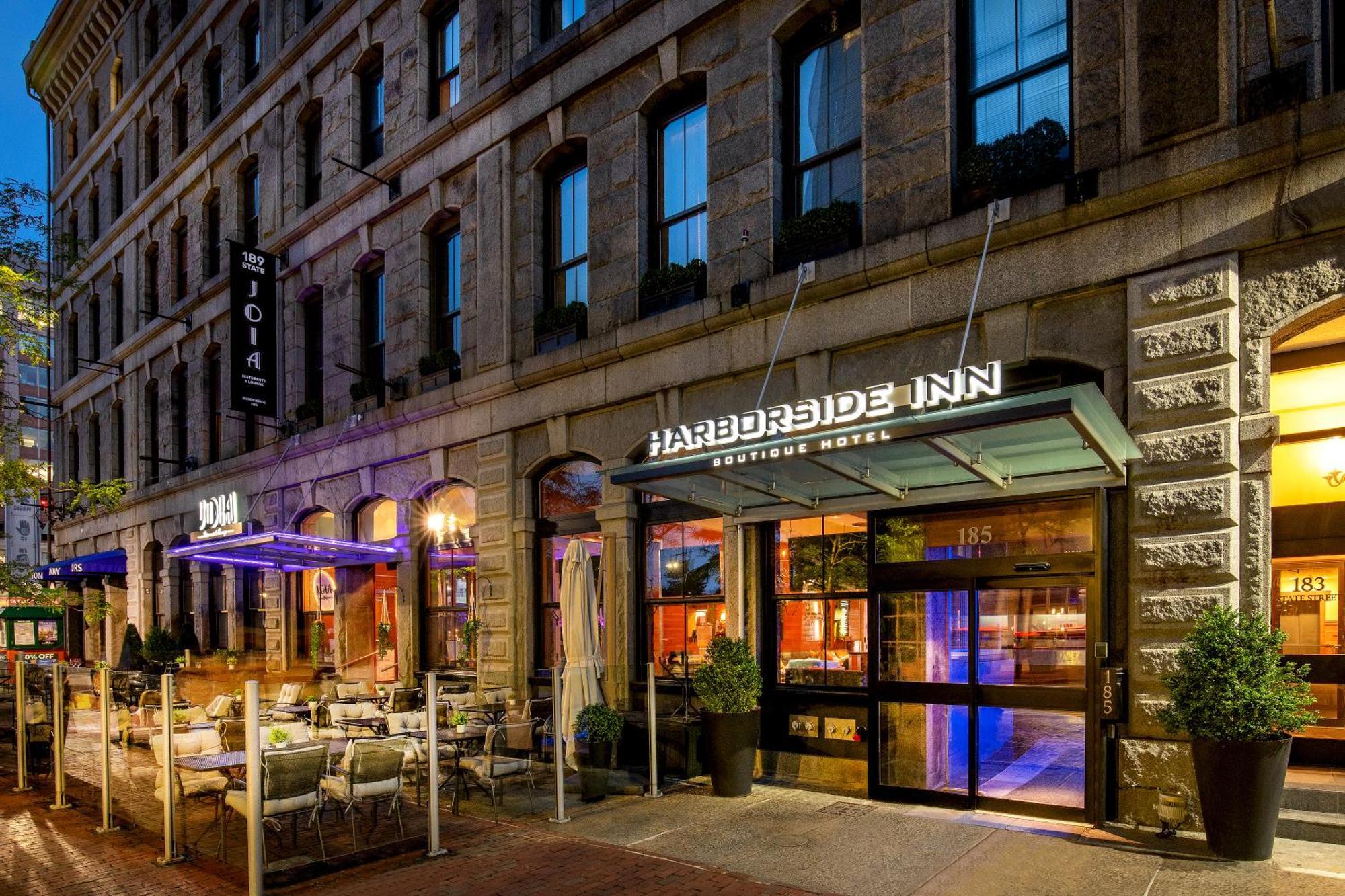 Staying In Downtown Boston: 13 Boutique Hotels Compared