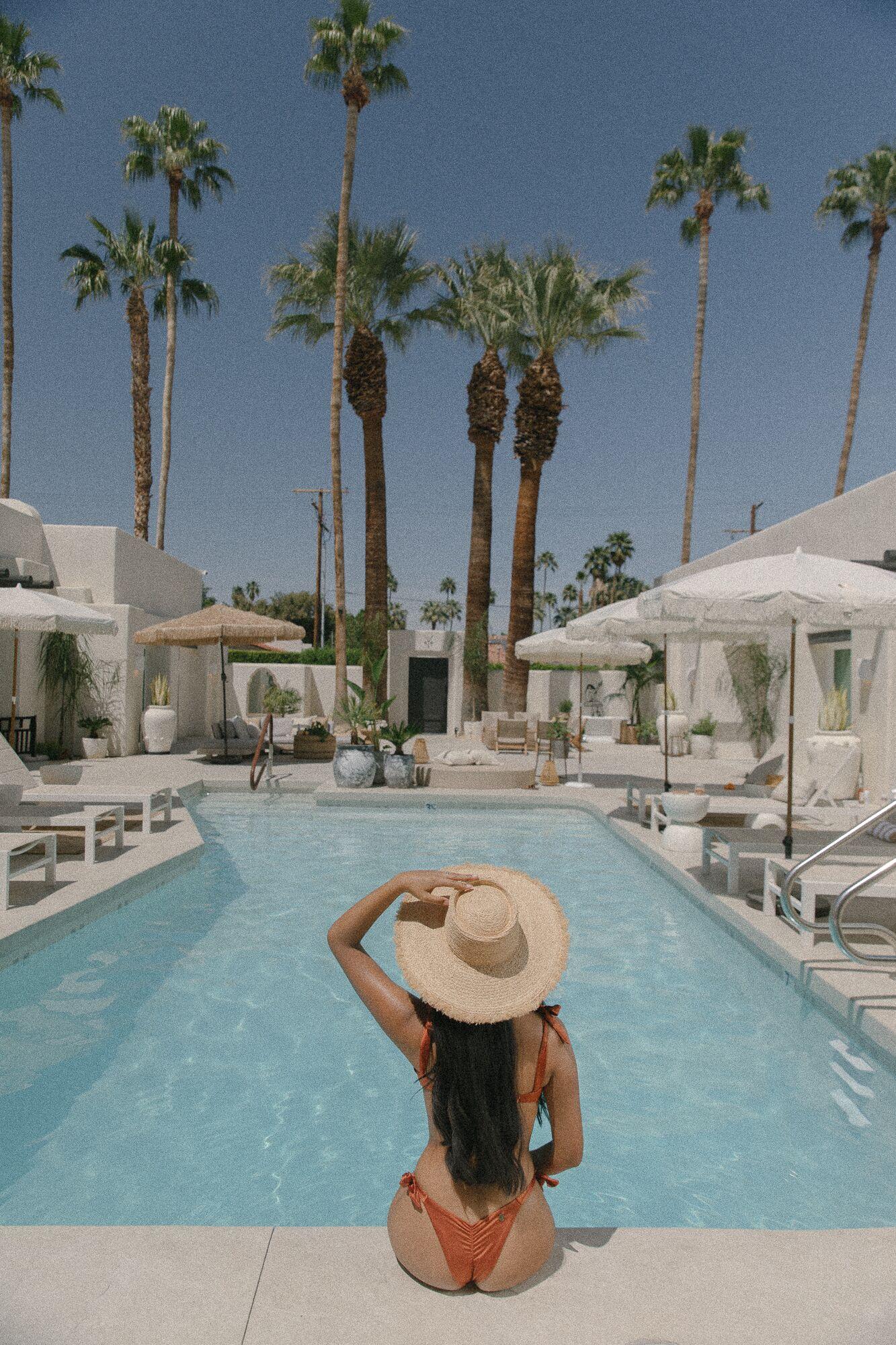 15 Airport Hotels Near Century Park in Cathedral City
