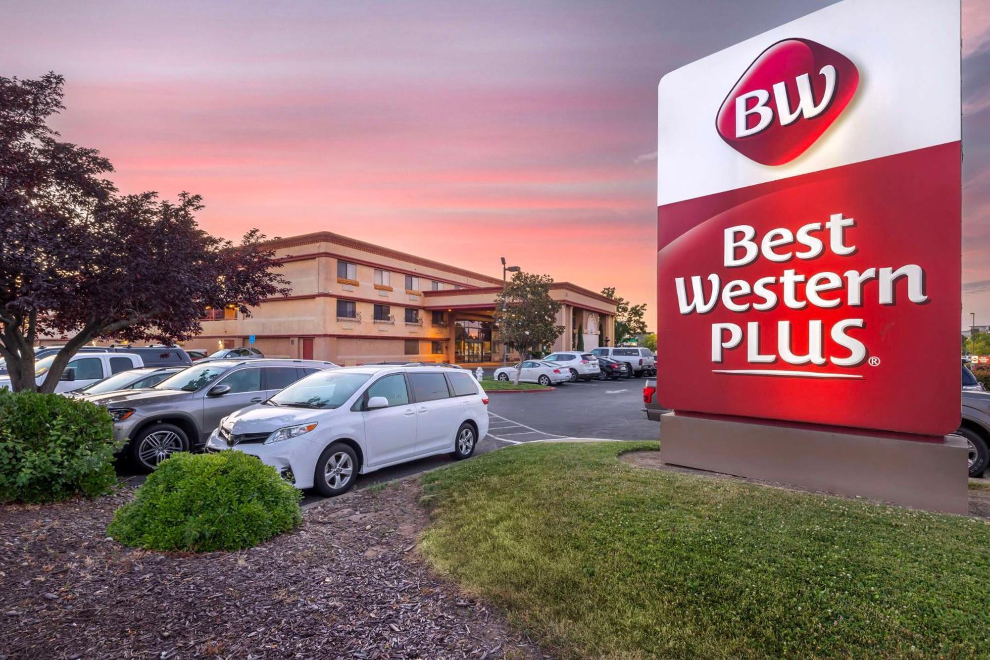 15 Best Western Plus Hotels in California and Nevada for Every Trip