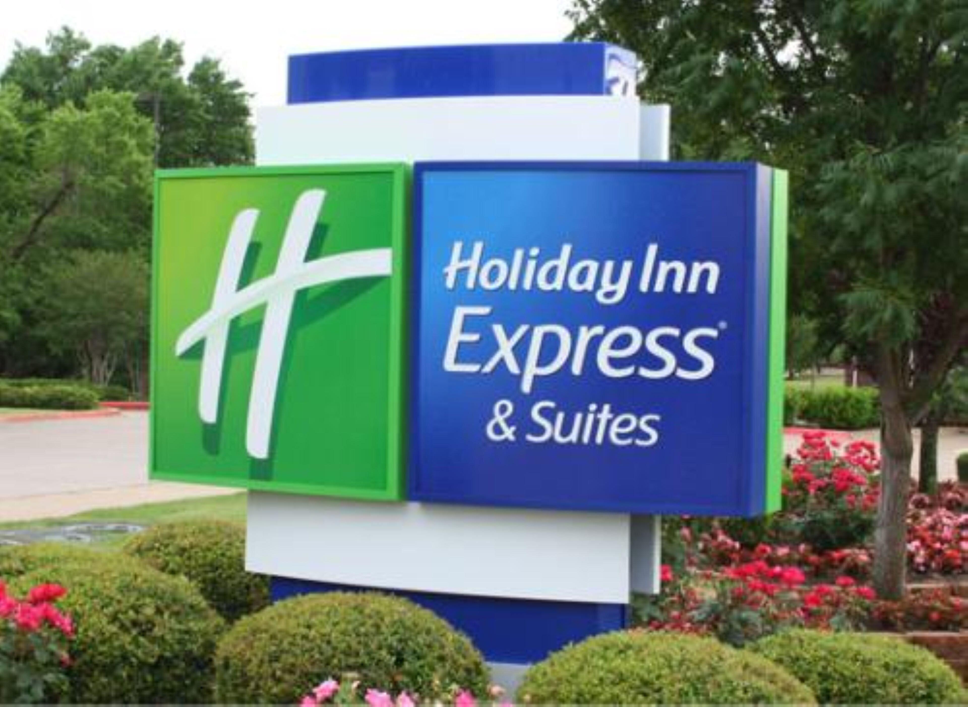 12 Top-Rated Holiday Inn Express Hotels In Indiana
