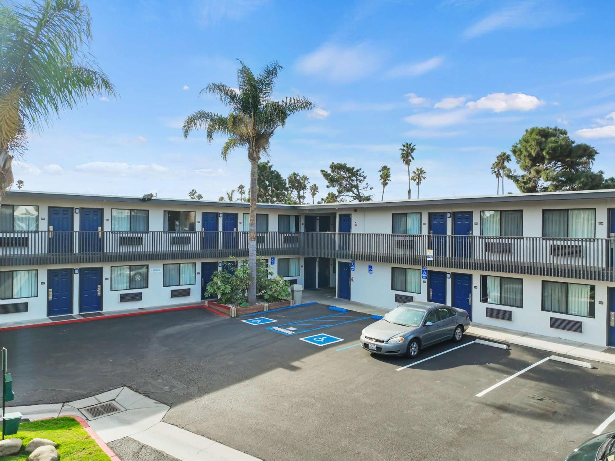 15 Top-Rated Beach Hotels In California Worth Booking