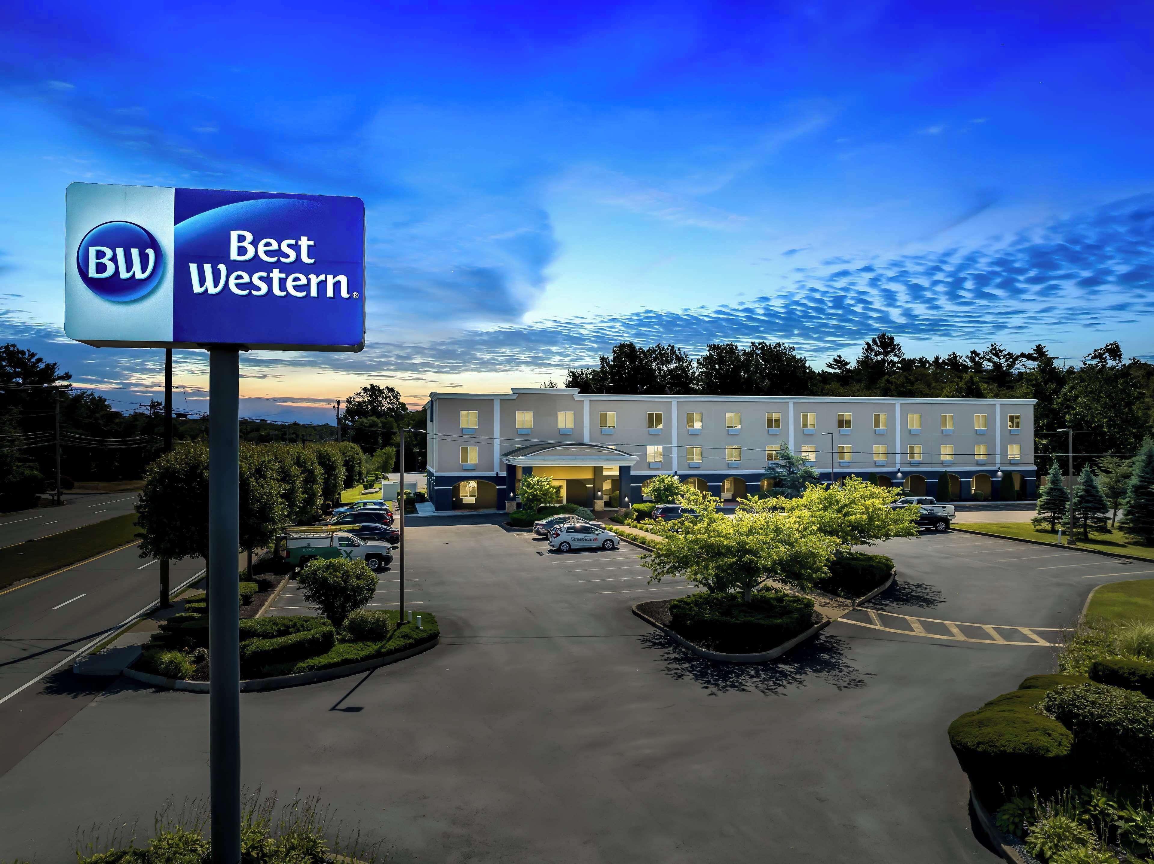 15 Airport Hotels in New England That Stand Out