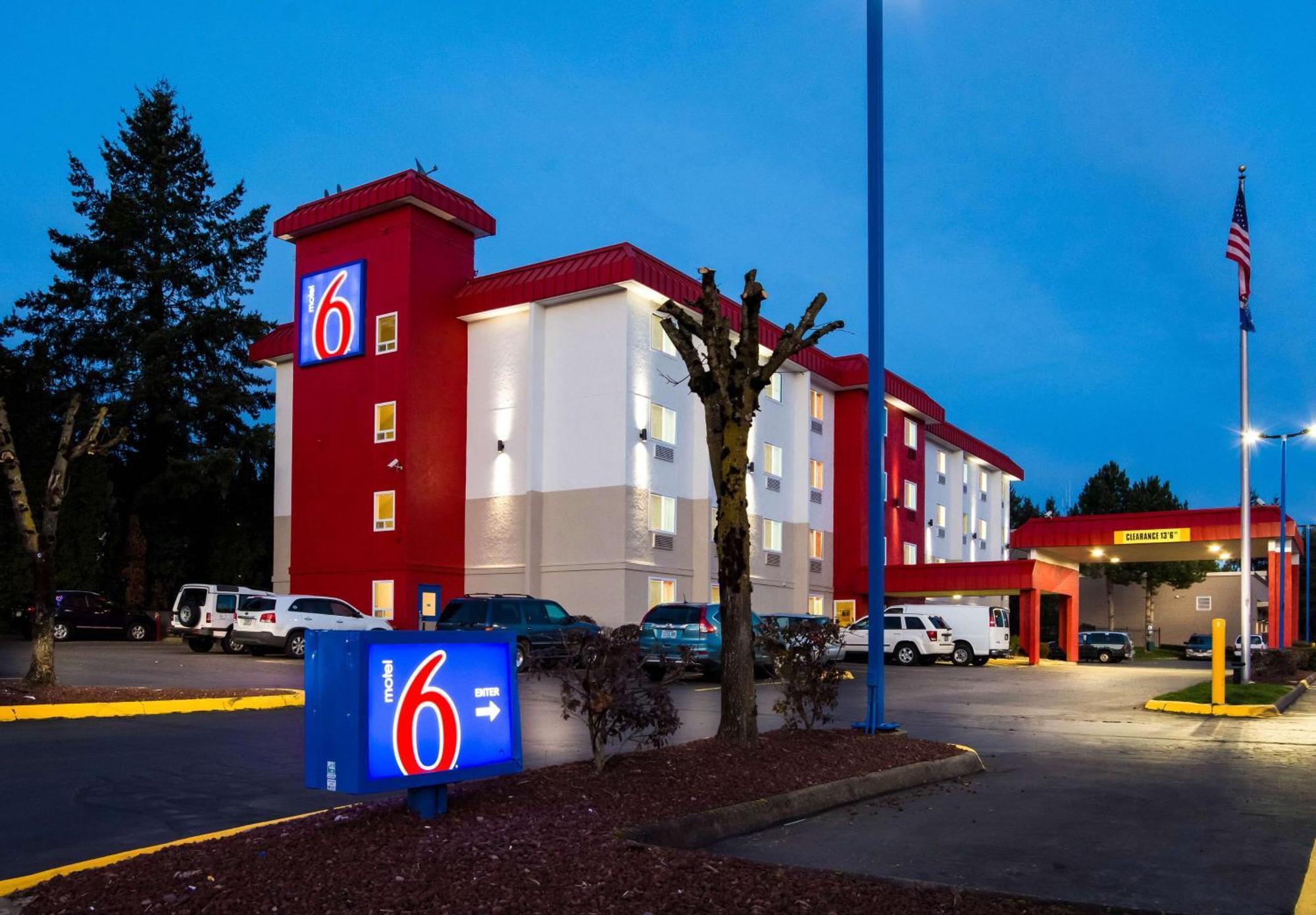 Staying In The Pacific Northwest: 15 Golf Hotels Compared