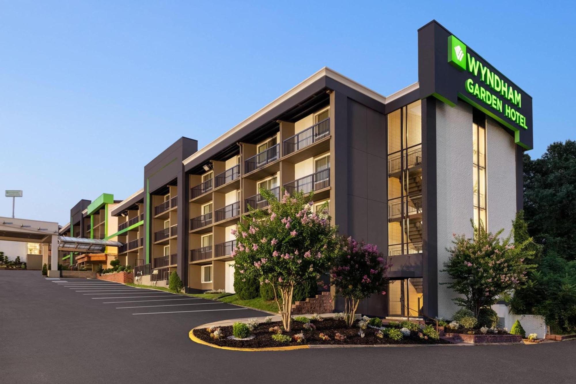 15 Smart Business Hotels in Washington D.C. Area Worth Booking
