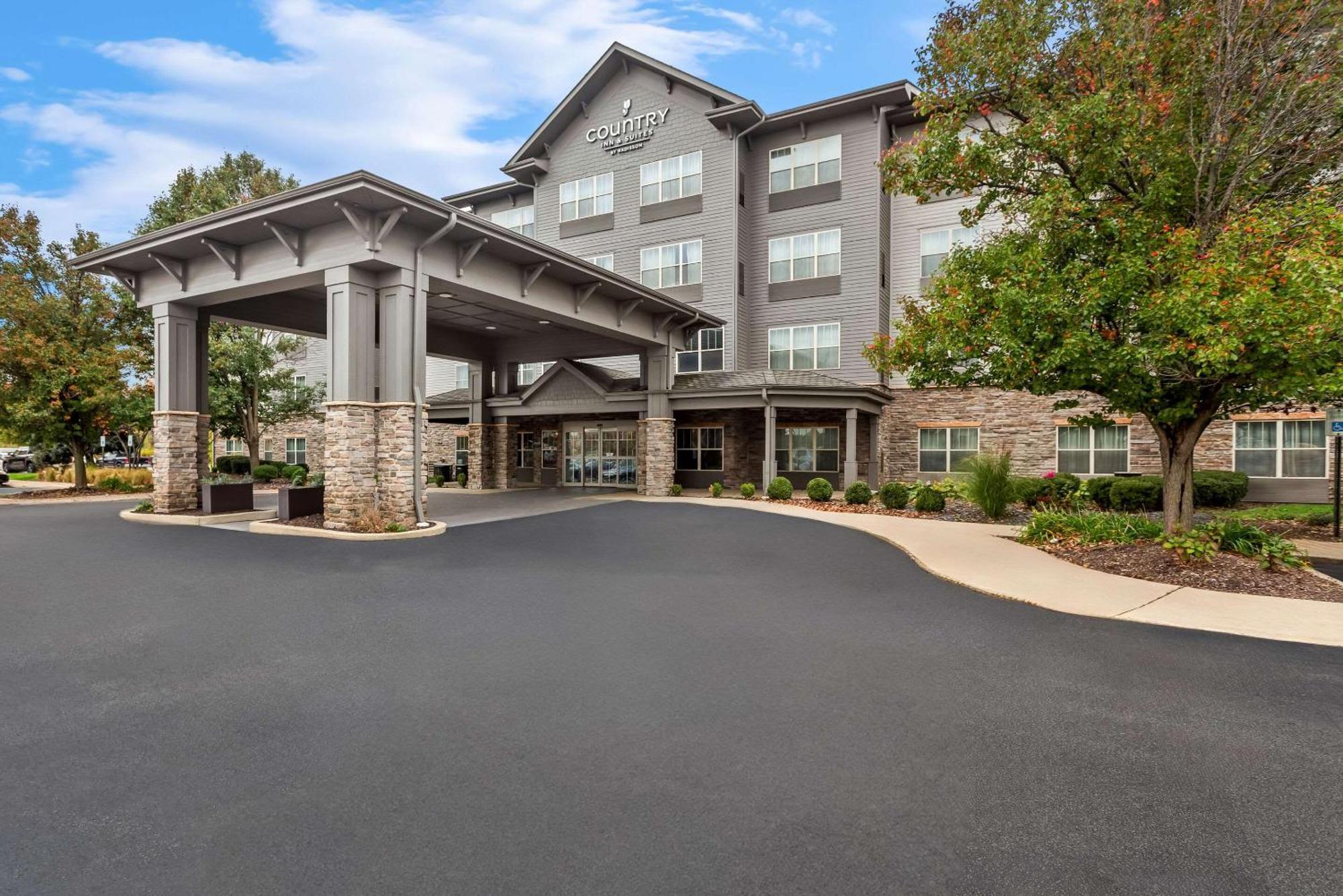15 Smart Golf Hotels In Lake Michigan Worth Booking