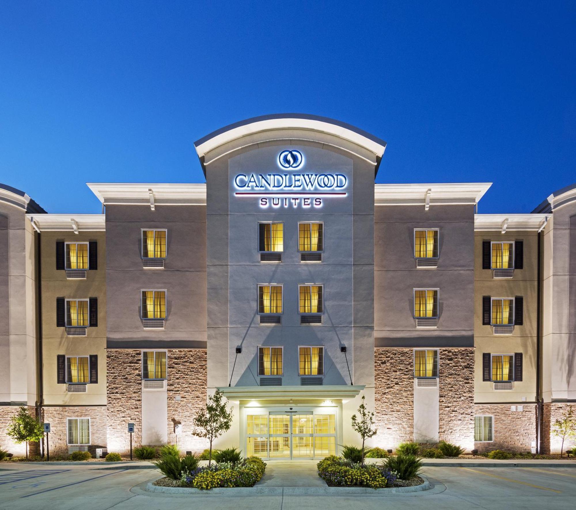Staying In Georgia: 15 Family-Friendly Hotels Compared