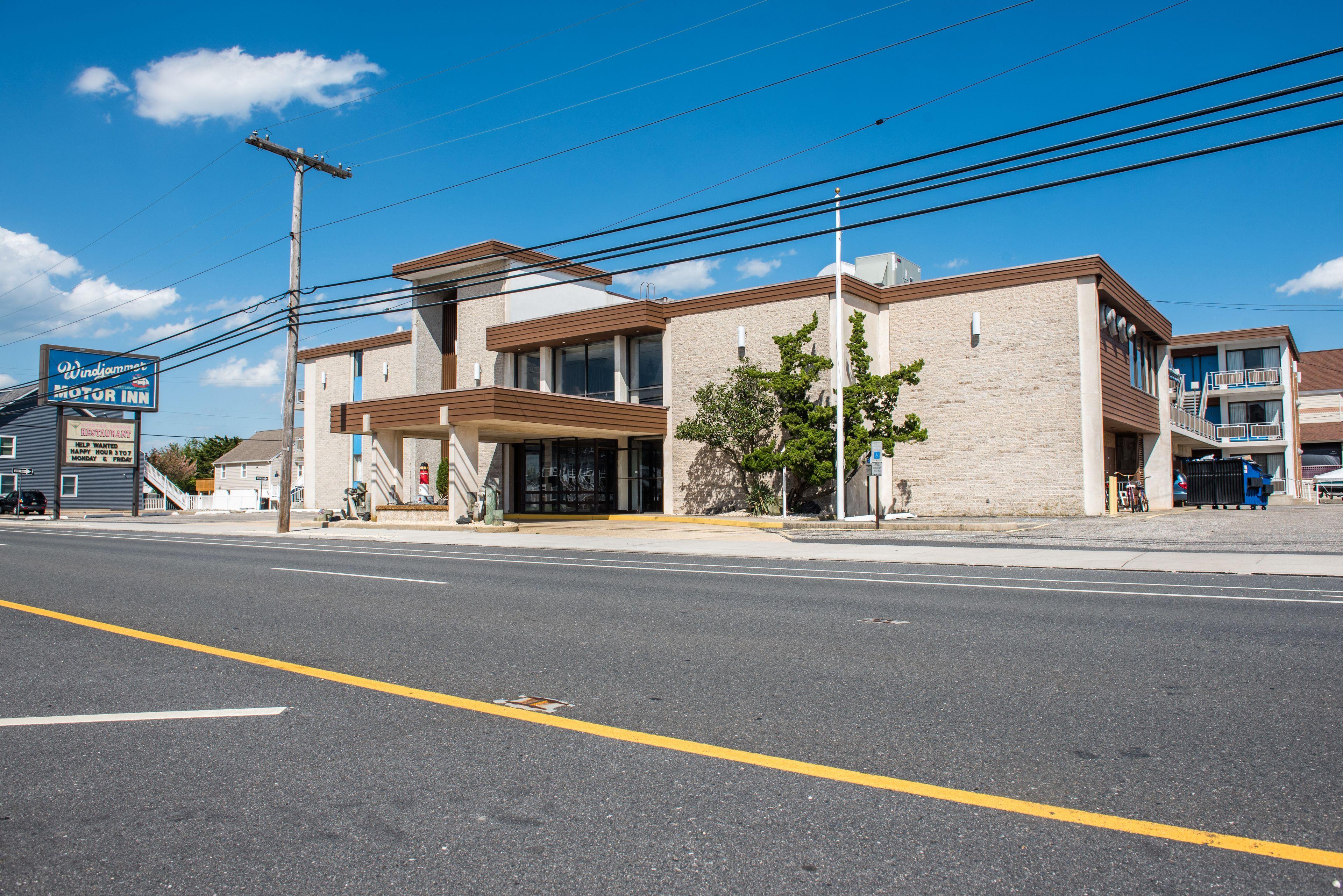 Where to Stay in Jersey Shore: 8 Best Central Hotels