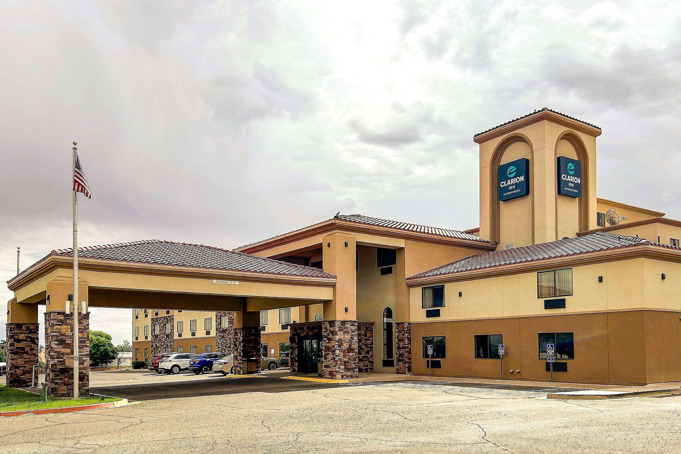 Staying in Arizona: 11 Exceptional Design Hotels Compared