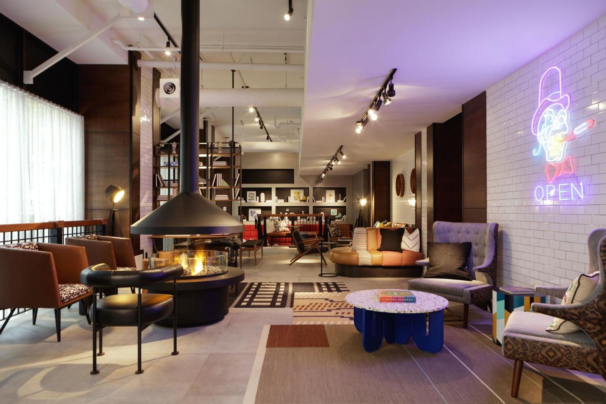 Staying In Virginia: 12 Central Hotels Compared
