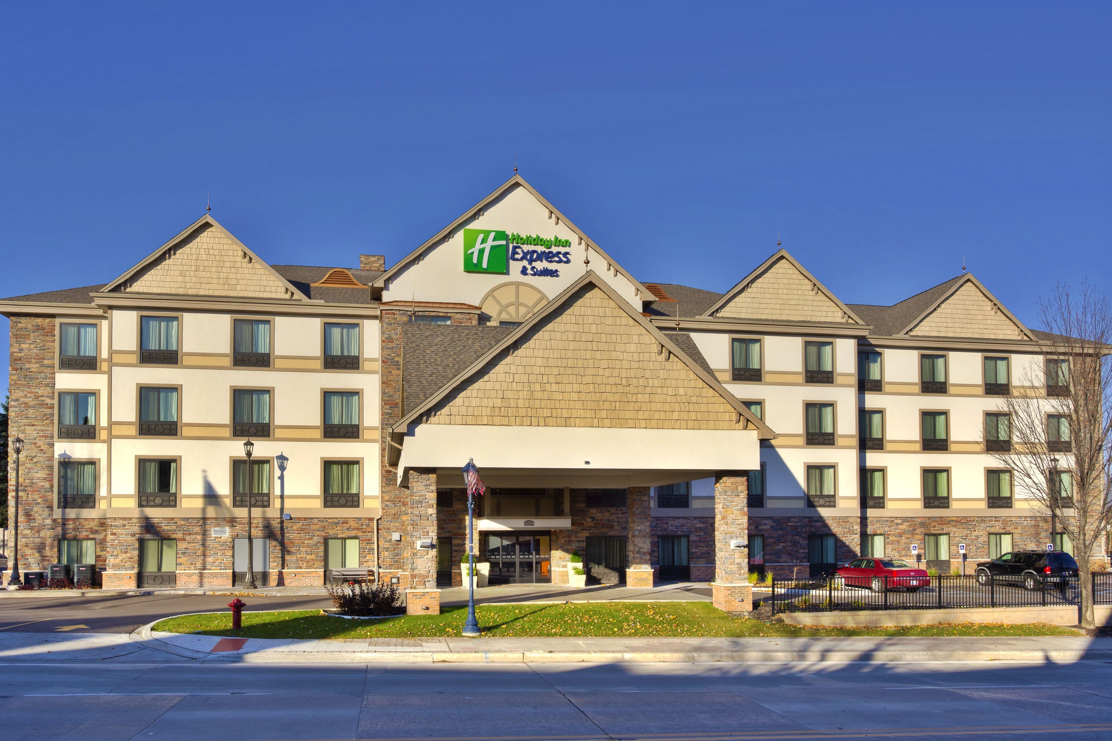 11 Romantic Hotels in Michigan That Couples Actually Love