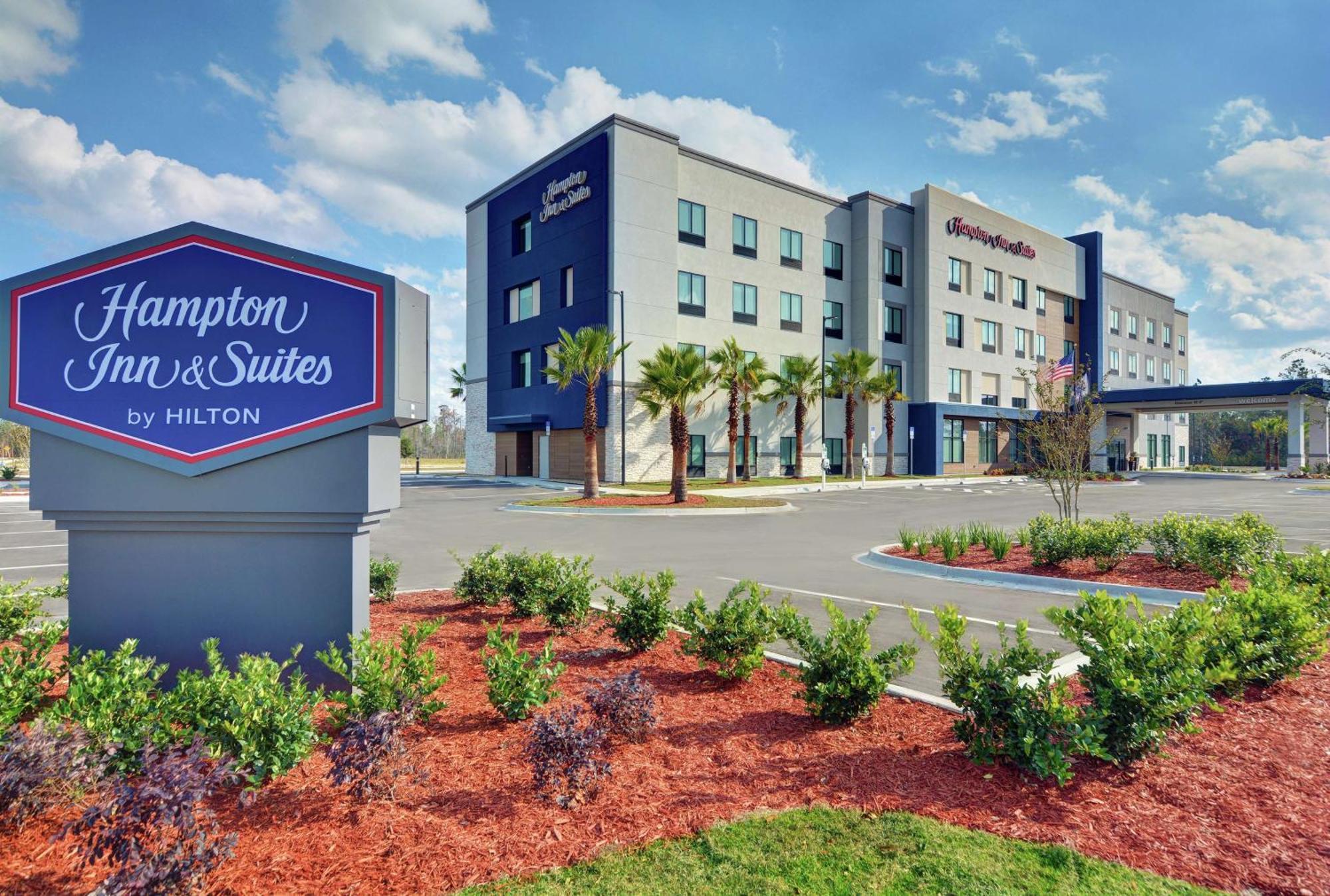 15 Top-Rated Hotels in Florida for Every Type of Traveler
