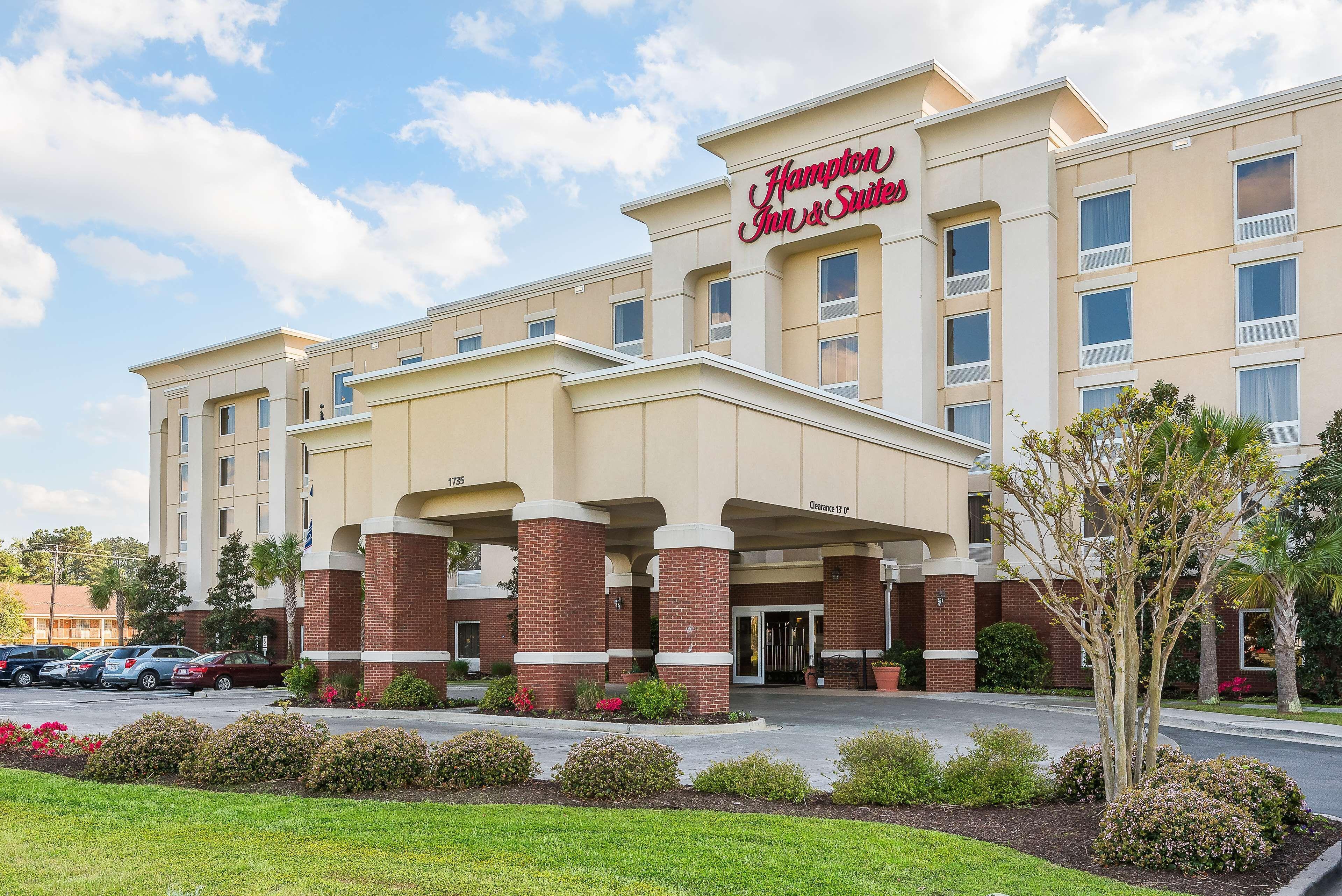 15 Smart Hotels In The United States Worth Booking For Location
