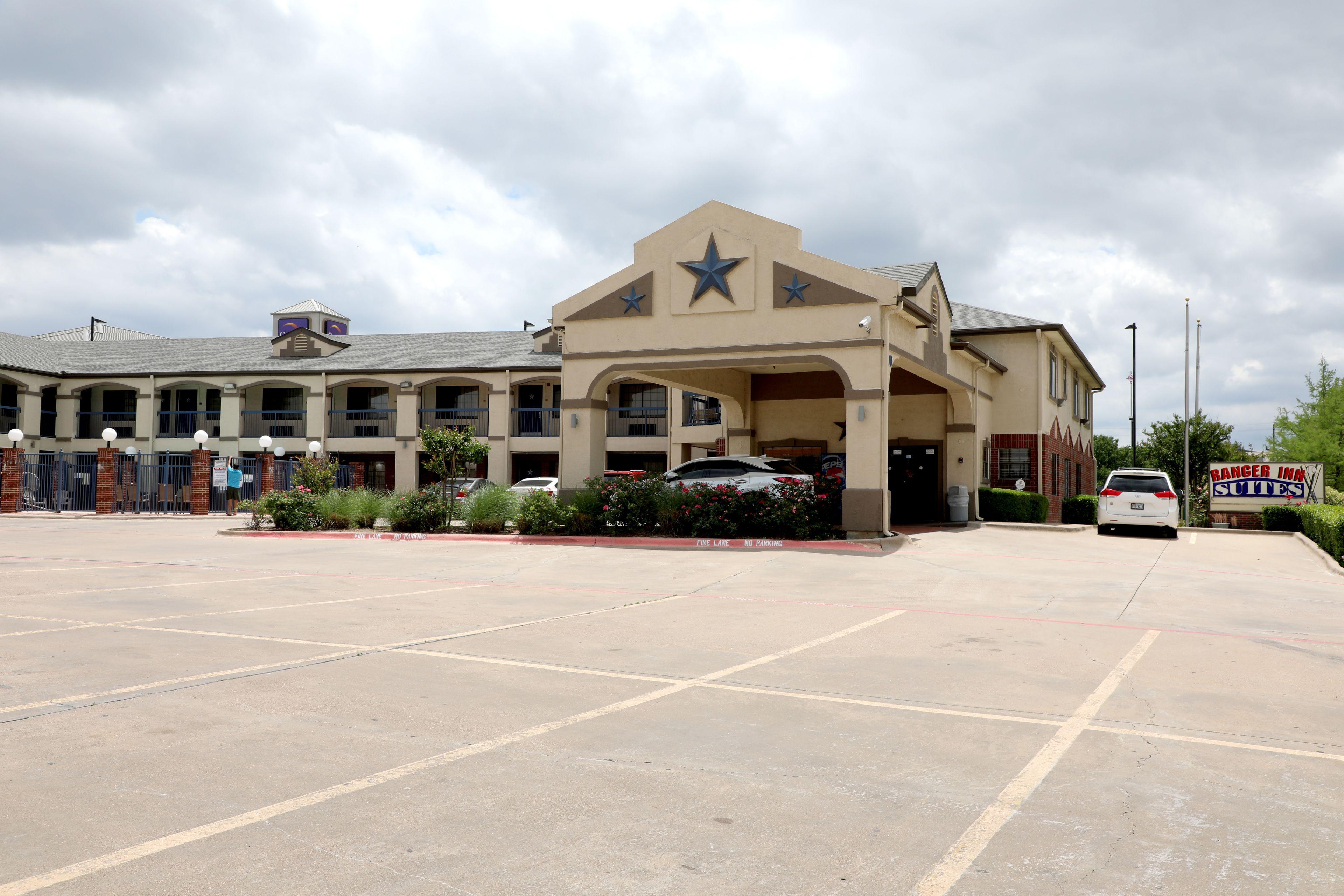 6 Budget Hotels Near Verizon Theatre at Grand Prairie Worth Booking