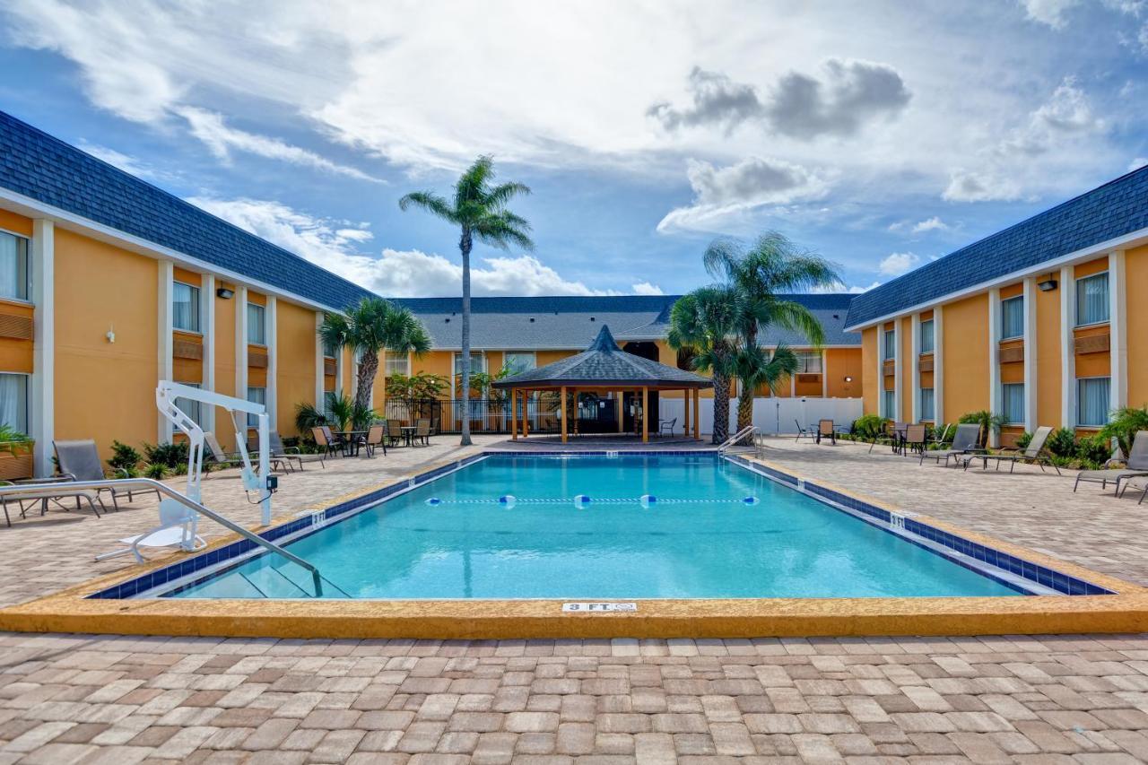 4 Smart Family-Friendly Hotels in Orlando Area Worth Booking