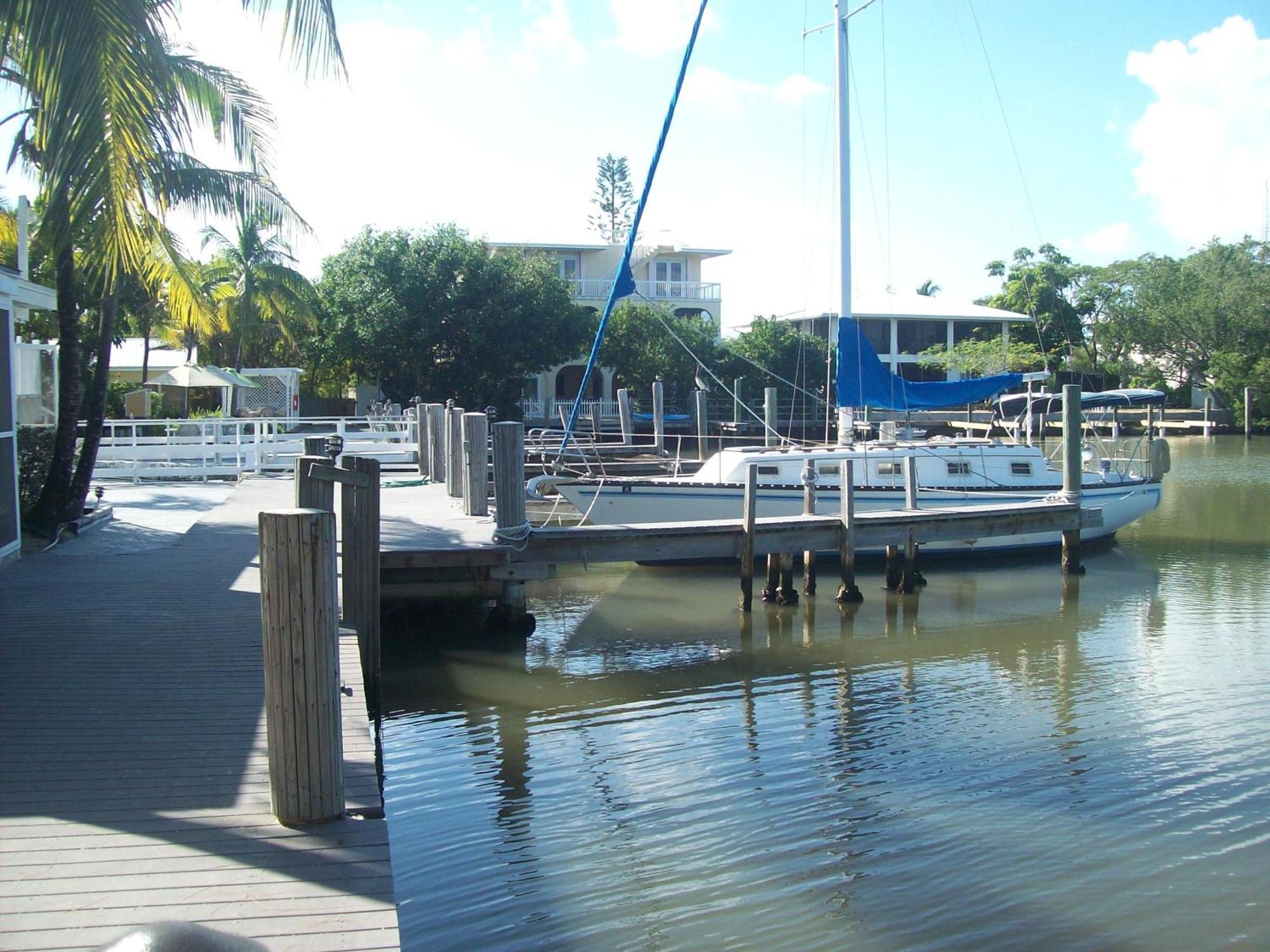 Where to Stay in Florida Gulf Coast: 15 Best 2-Star Hotels