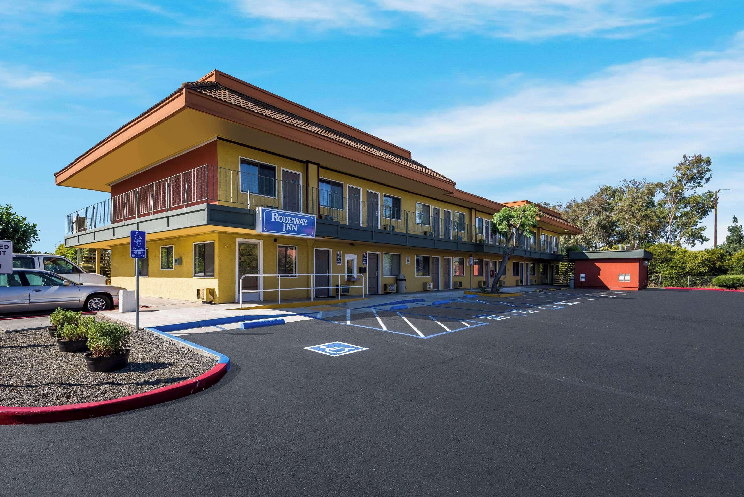 15 Top-Rated 2-Star Hotels in San Francisco Bay Area